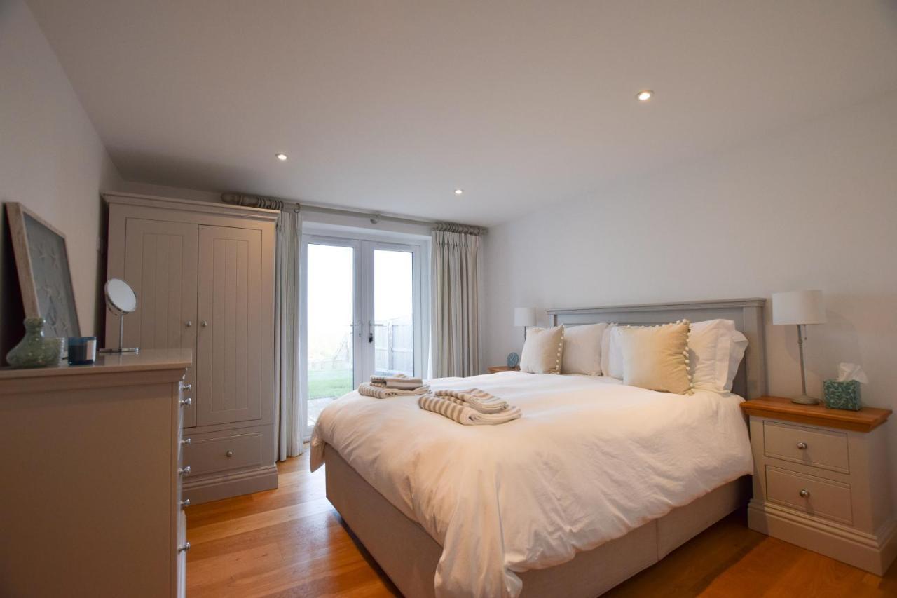 Whispers - 4 Bedroom Modern Family Holiday Home In Salcombe Sleeps 8 Екстер'єр фото